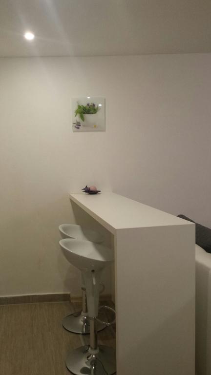 Apartment Soric セニ エクステリア 写真